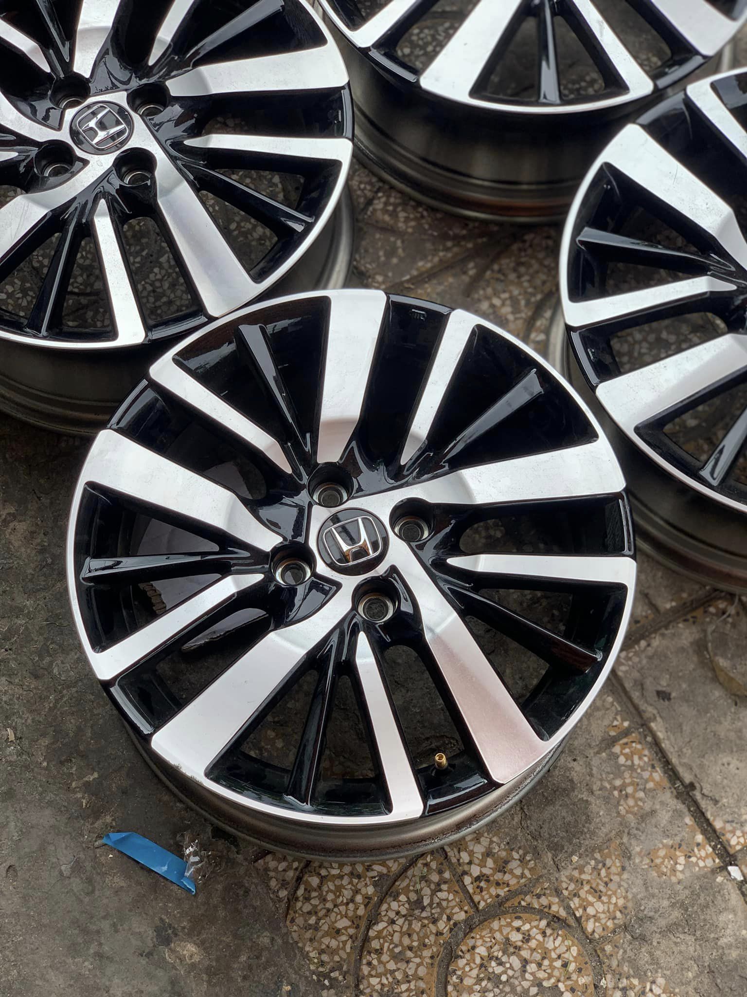 Mâm Lazang Honda City bản RS 16 inch tháo xe lắp lốp 185/55R16