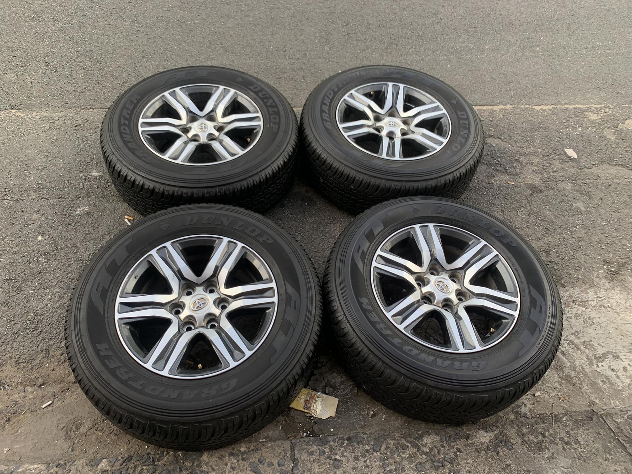 Mâm Lazang Toyota Fortuner 2017 2018 2019 17 inch 265/65R17