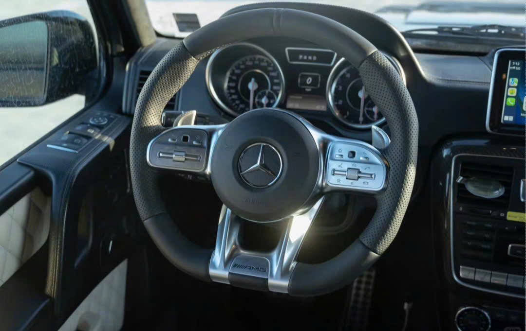 Bộ cụm vô lăng Mercedes-Benz AMG mới chưa qua sử dụng