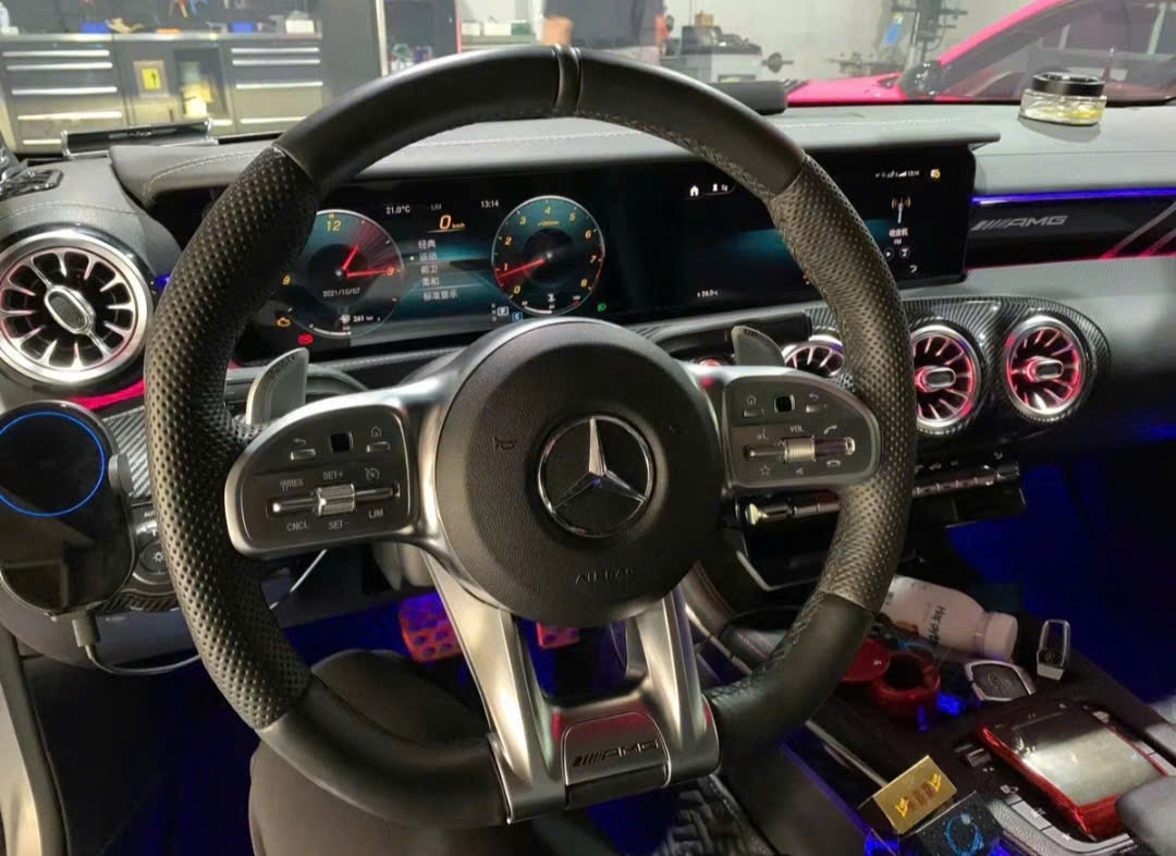 Bộ cụm vô lăng Mercedes-Benz AMG mới chưa qua sử dụng