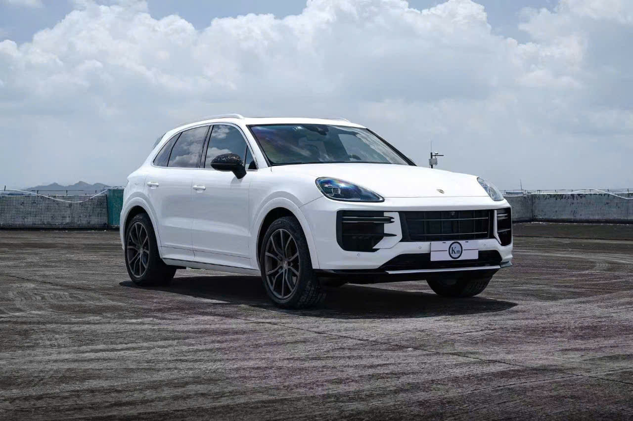 Nâng cấp Body Kit cho Porsche Cayenne 2018-2023 lên form 2024+