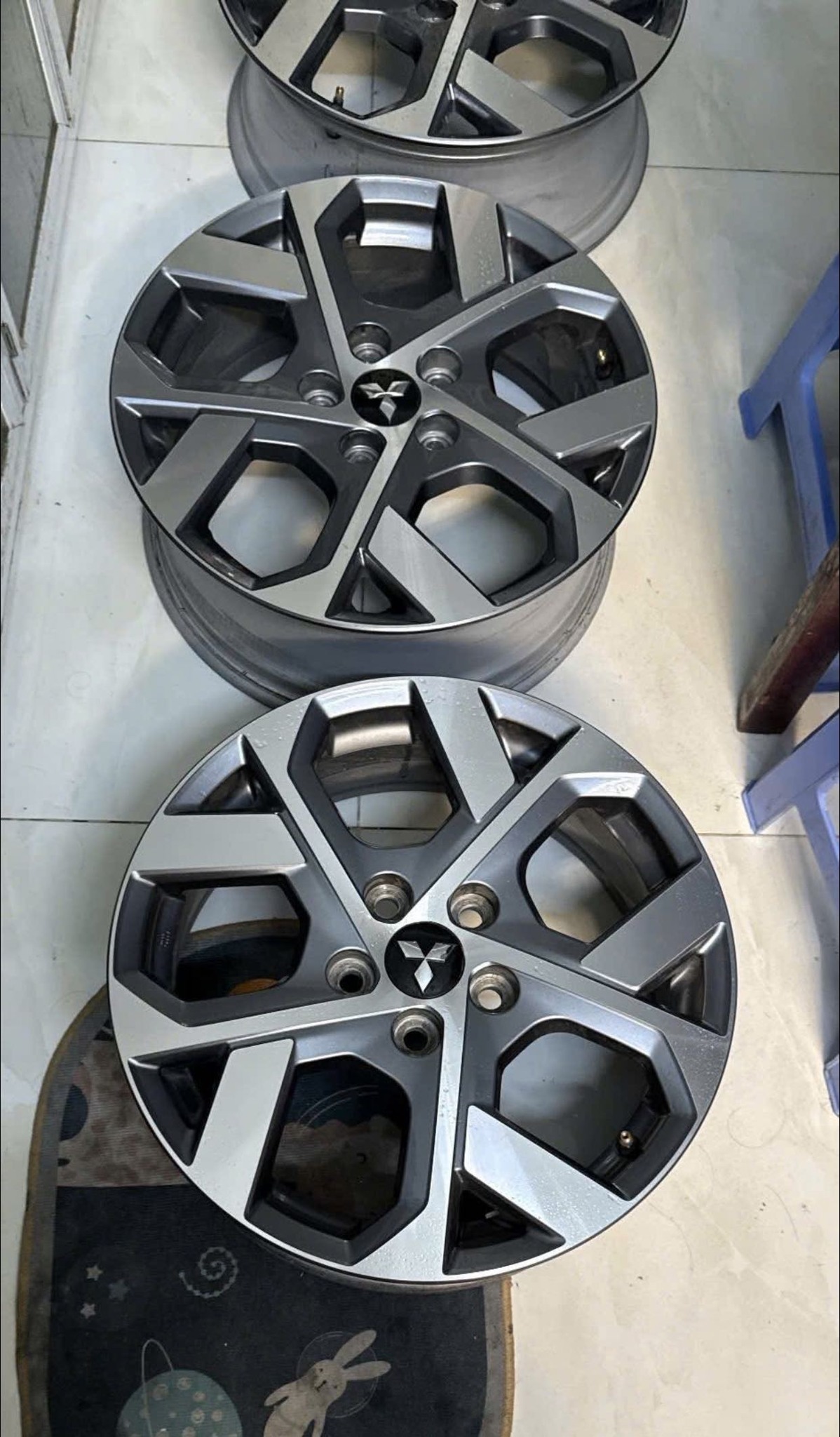 Mâm Lazang 2023-2025 Mitsubishi Xpander Cross 17 inch chính hãng tháo xe