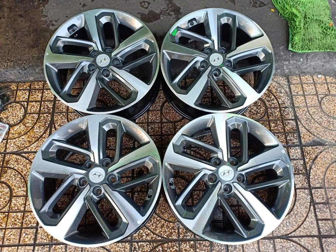 Mẫu mâm lazang theo xe 18 inch lắp Vinfast Limo Green