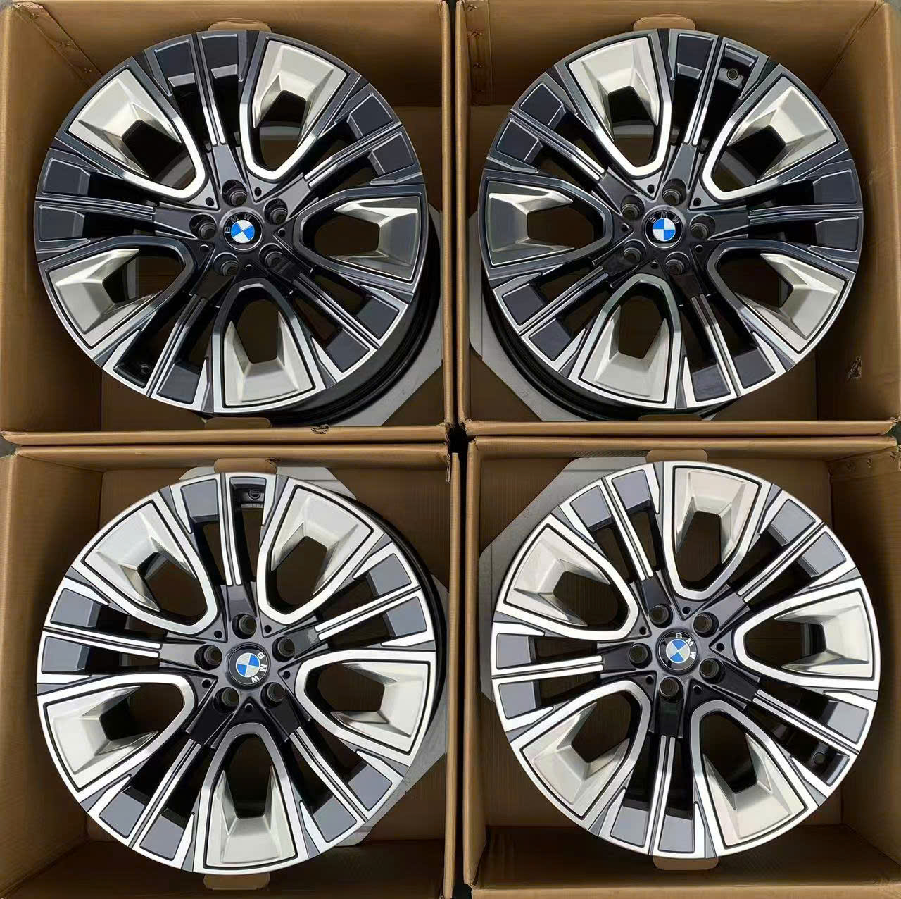 Mâm lốp Lazang BMW lướt 740i Pure Excellence 2023 20 inch chính hãng tháo xe