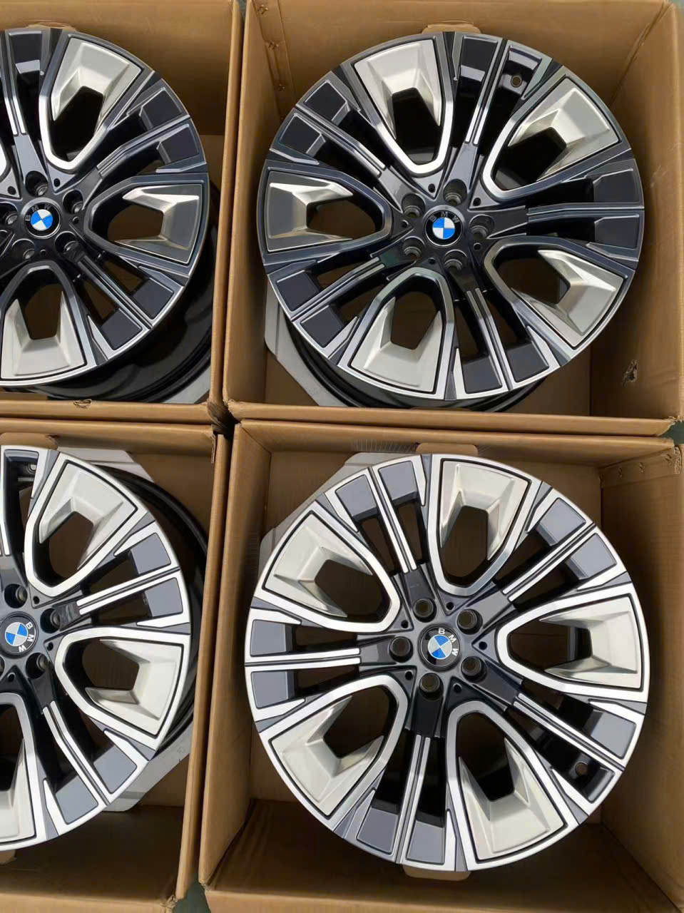  Mâm lốp Lazang BMW lướt 740i Pure 2023 20 inch chính hãng tháo xe