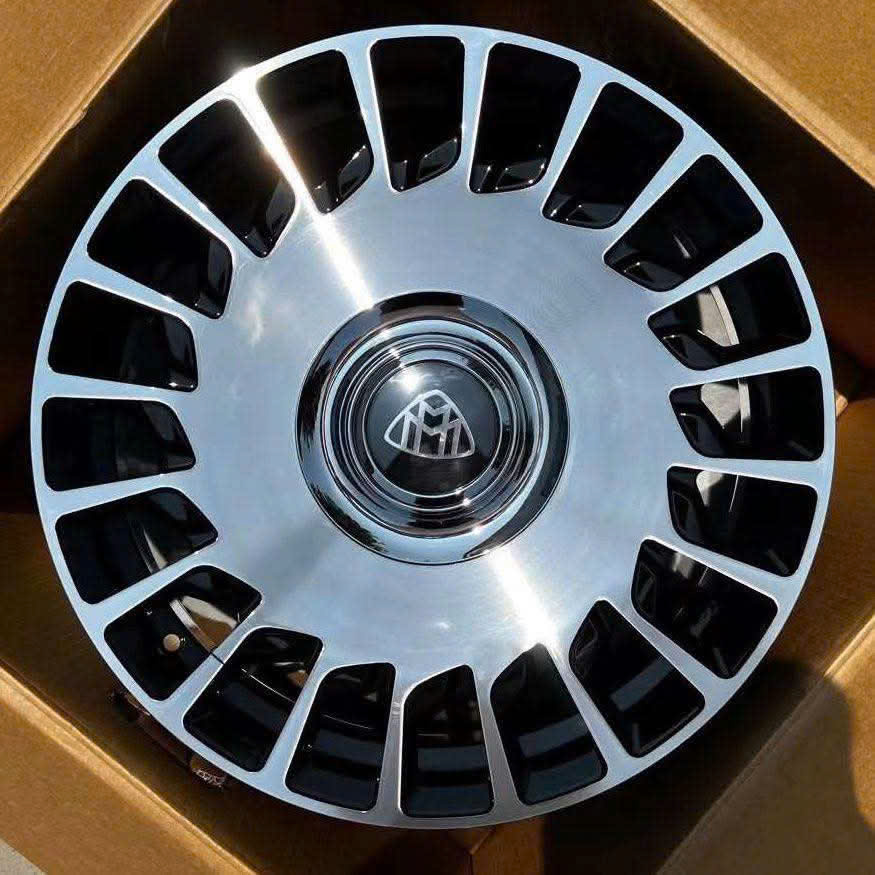 Mẫu mâm lazang theo xe 18 inch lắp Vinfast Limo Green