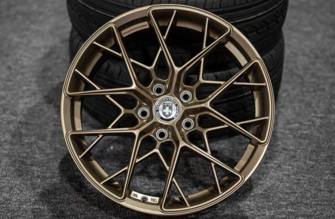 Mẫu mâm lazang theo xe 18 inch lắp Vinfast Limo Green