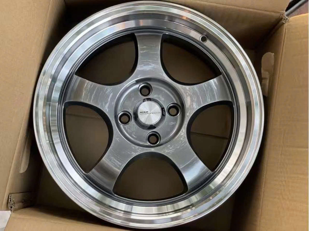 Các mẫu mâm đẹp lắp cho Vinfast VF3 lắp lốp 175/75R16