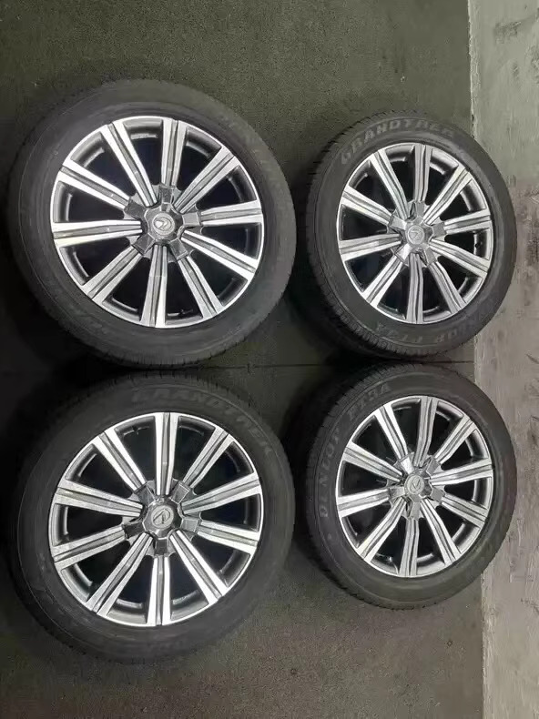Mâm Lazang Lexus LX570 2022 21 inch lắp lốp 275/50R21