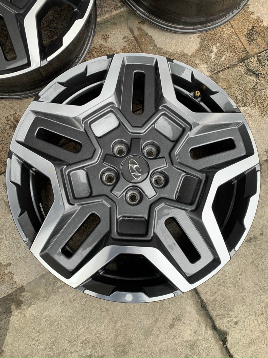 Lazang Mâm Hyundai Santafe 19 inch 2021 - 2022