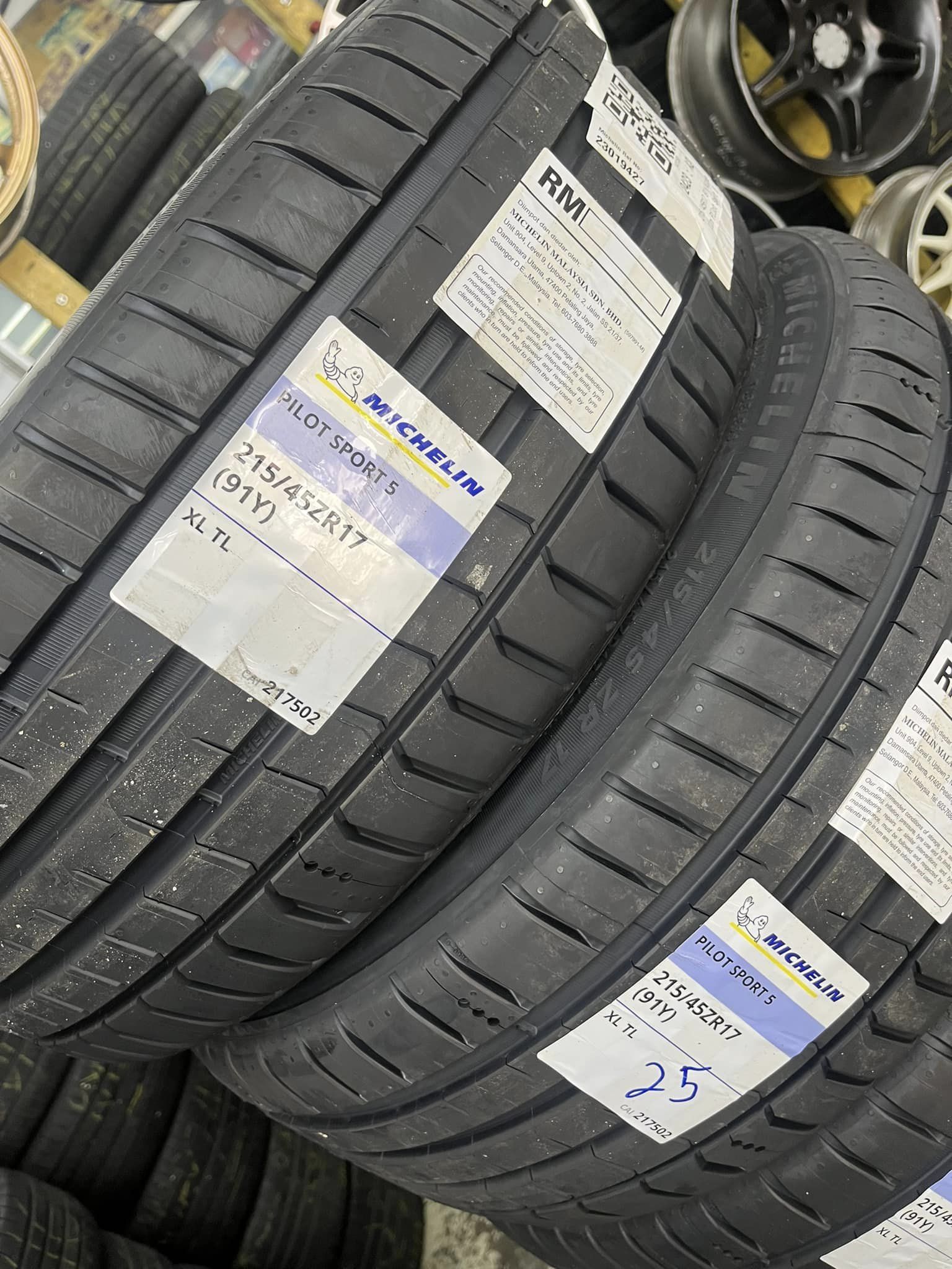 Lốp Michelin 215/45R17 Pilot Sport 5