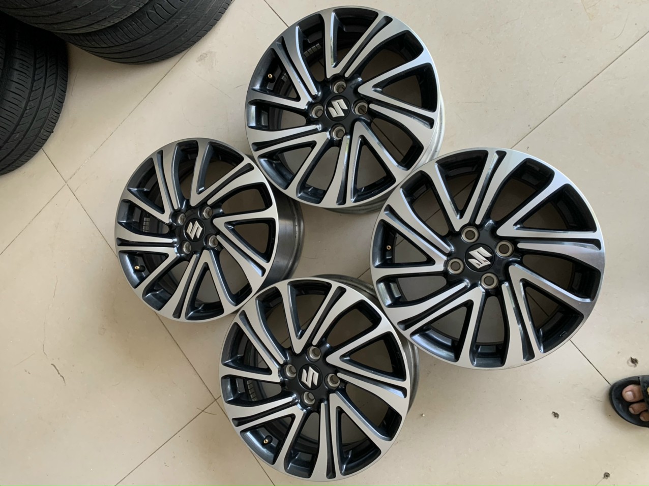 Mâm Lazang Suzuki Swift 16 inch 2021 2022 tháo xe