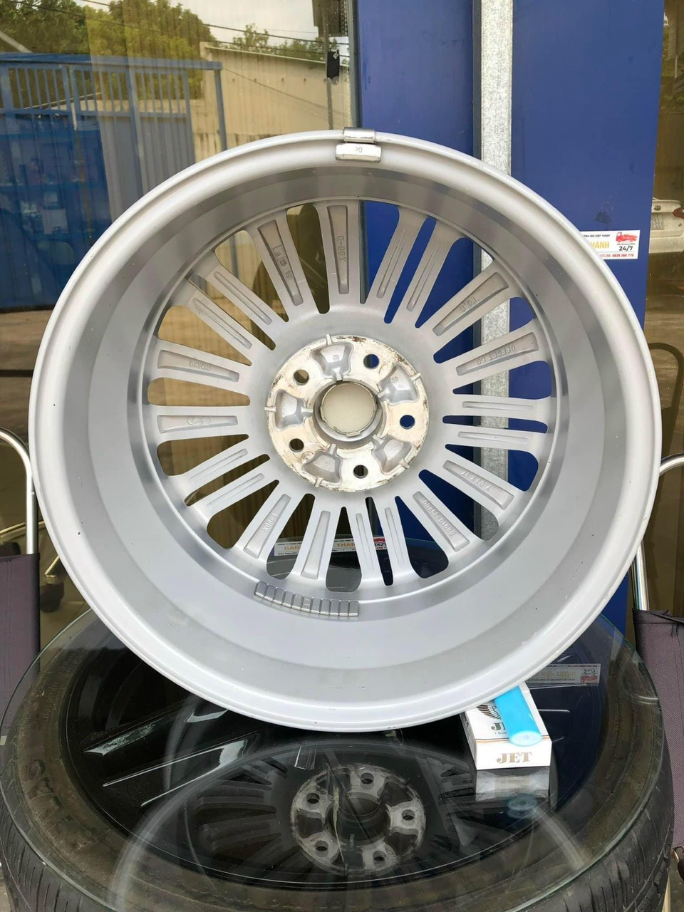 Mâm Hyundai Kona 17 inch lắp lốp 235/50R17