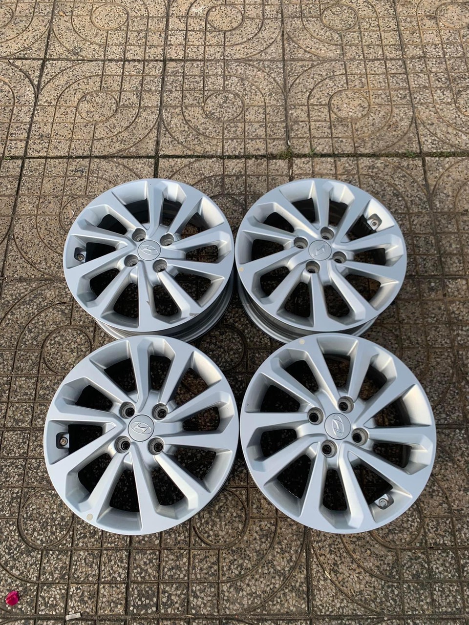 Mâm Lazang Hyundai Accent 15 inch chính hãng