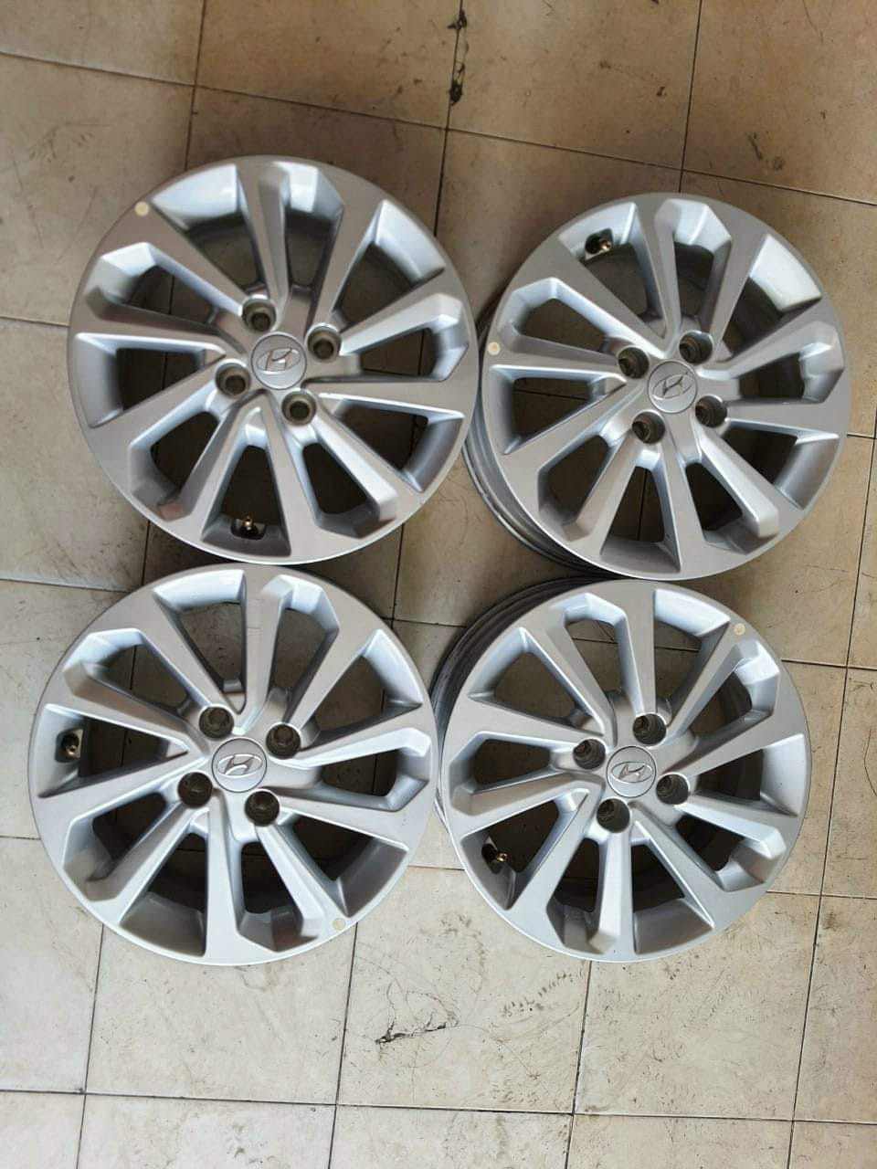 Mâm Lazang Hyundai Accent 15 inch chính hãng