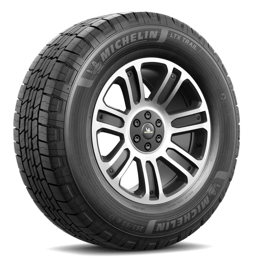 Lốp Michelin 215/65R16 LTX Trail