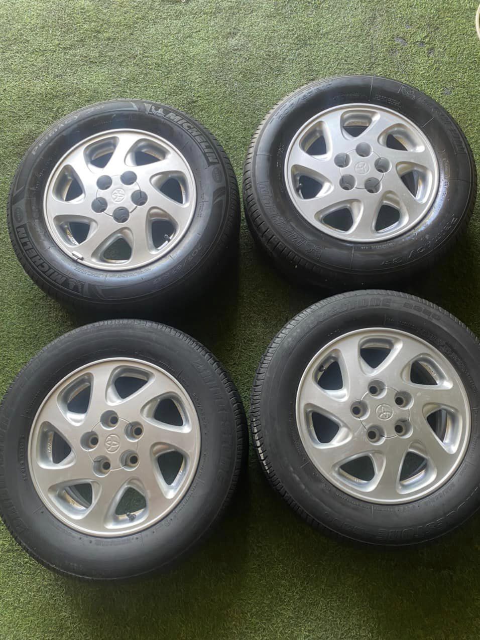 Mâm Lazang Toyota Camry 15 inch hàng lắp lốp 205/65R15