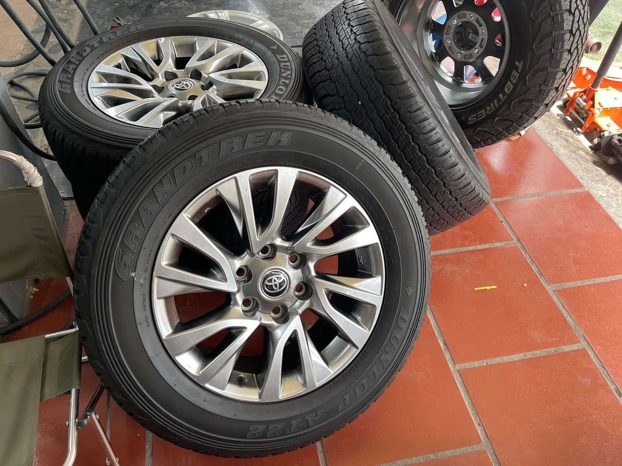 Lazang mâm vành Toyota Fortuner 2020 18 inch lắp lốp 265/60R18