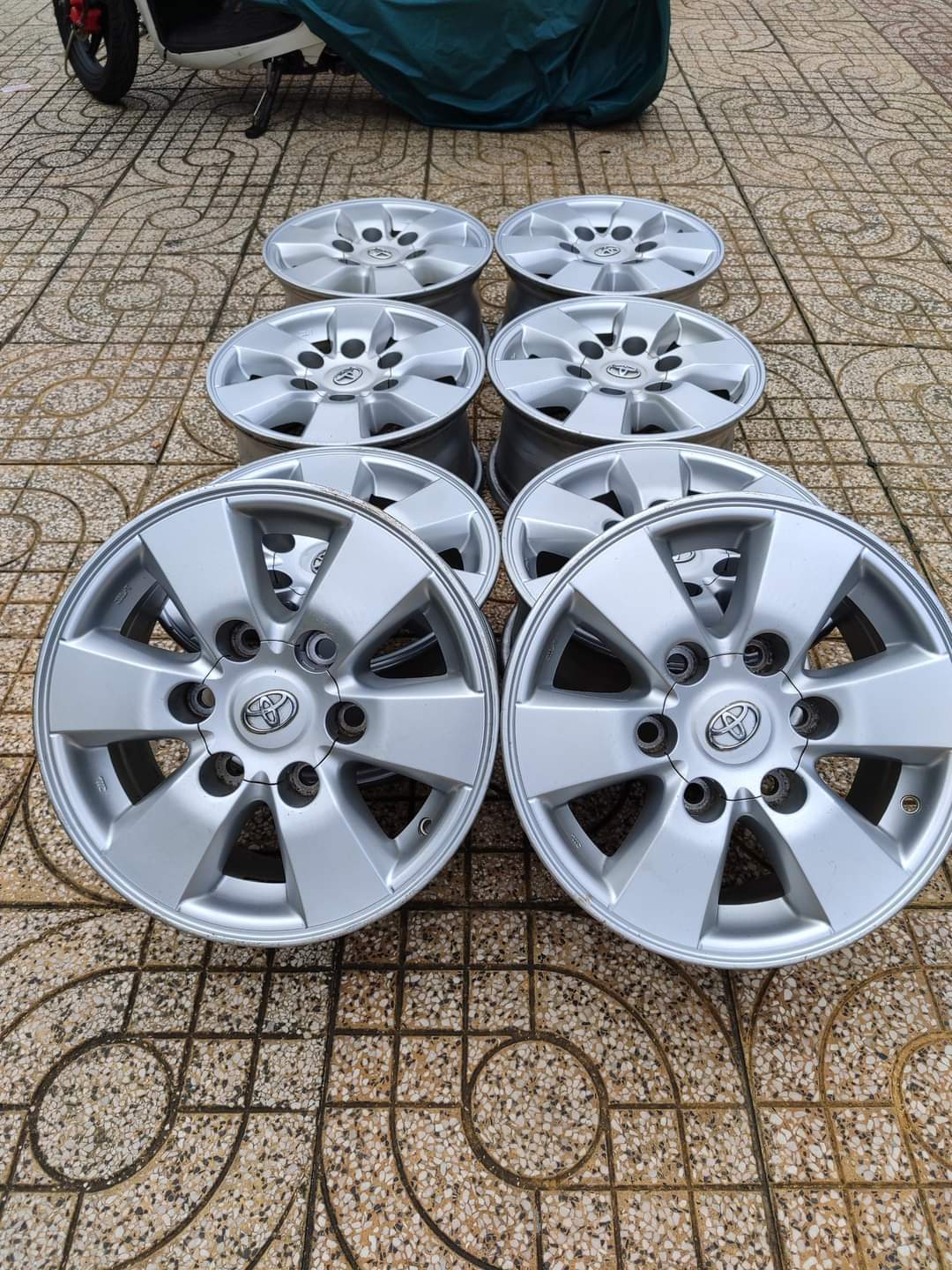 Mâm Lazang Toyota Hilux 15 inch xịn tháo xe