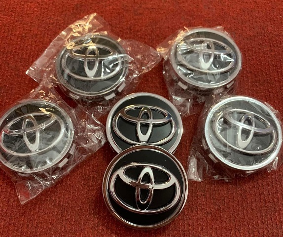Chụp logo Lazang mâm Vành ô tô Toyota Camry, Vios màu đen