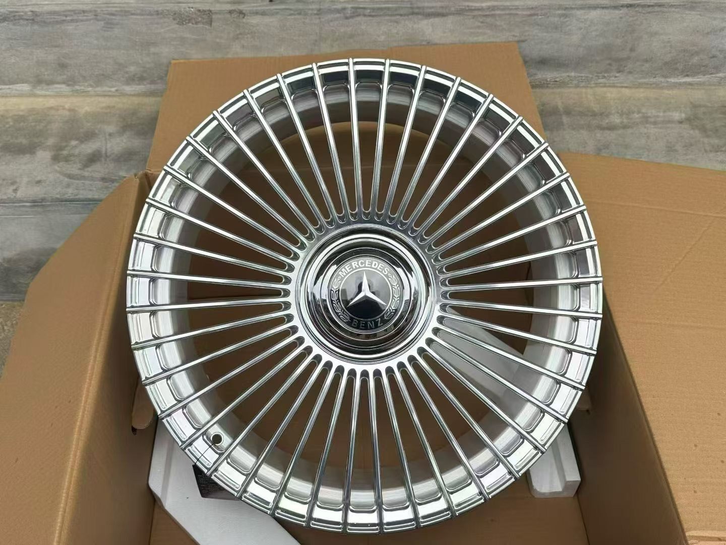 Mâm Mercedes E/S/CLS 19 inch 8.5J đúc trọng lực - ảnh 1