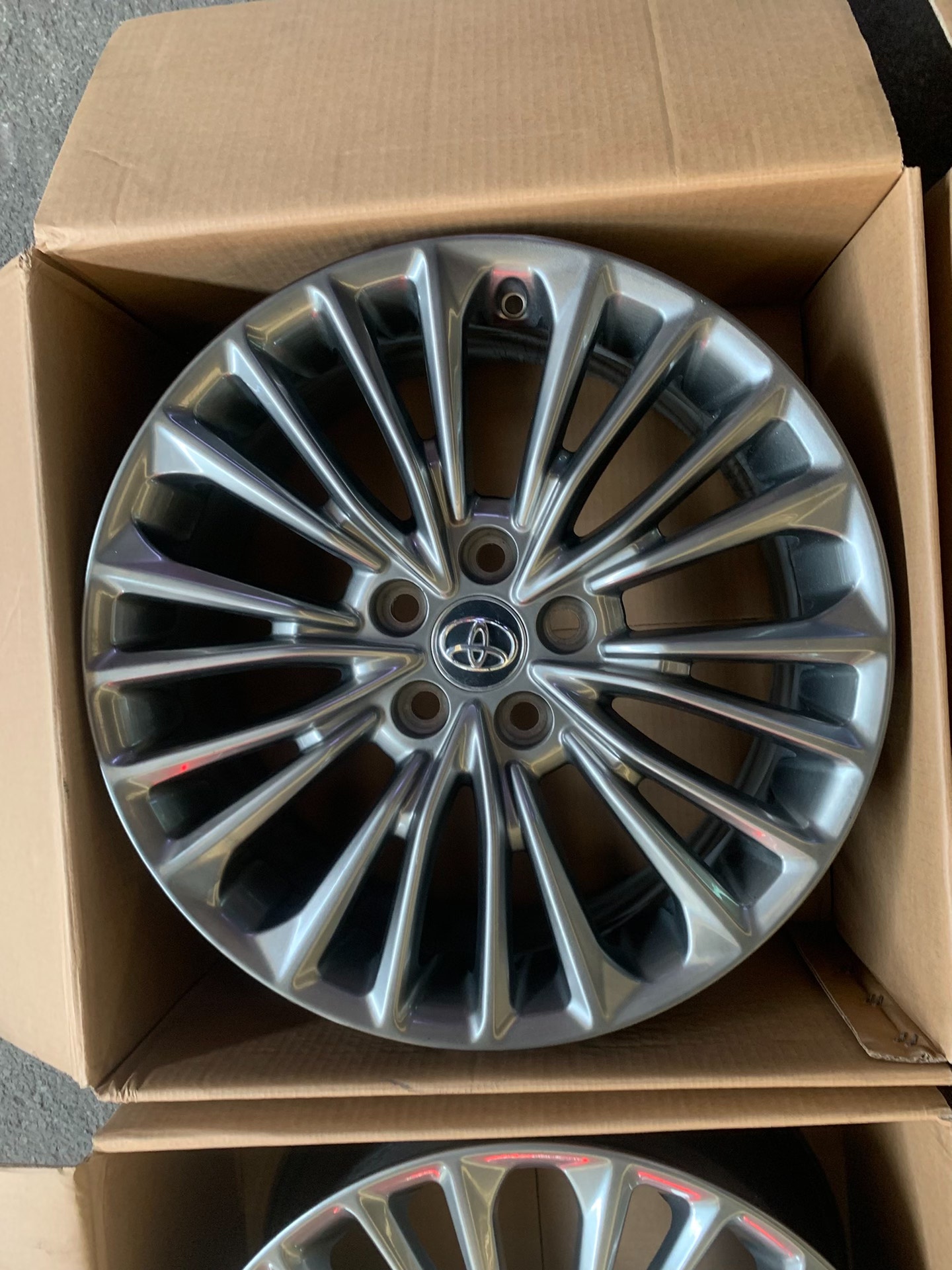 Mâm 18 inch Toyota Avalon/Camry/Reiz 8.0J đúc flow-forming - ảnh 4