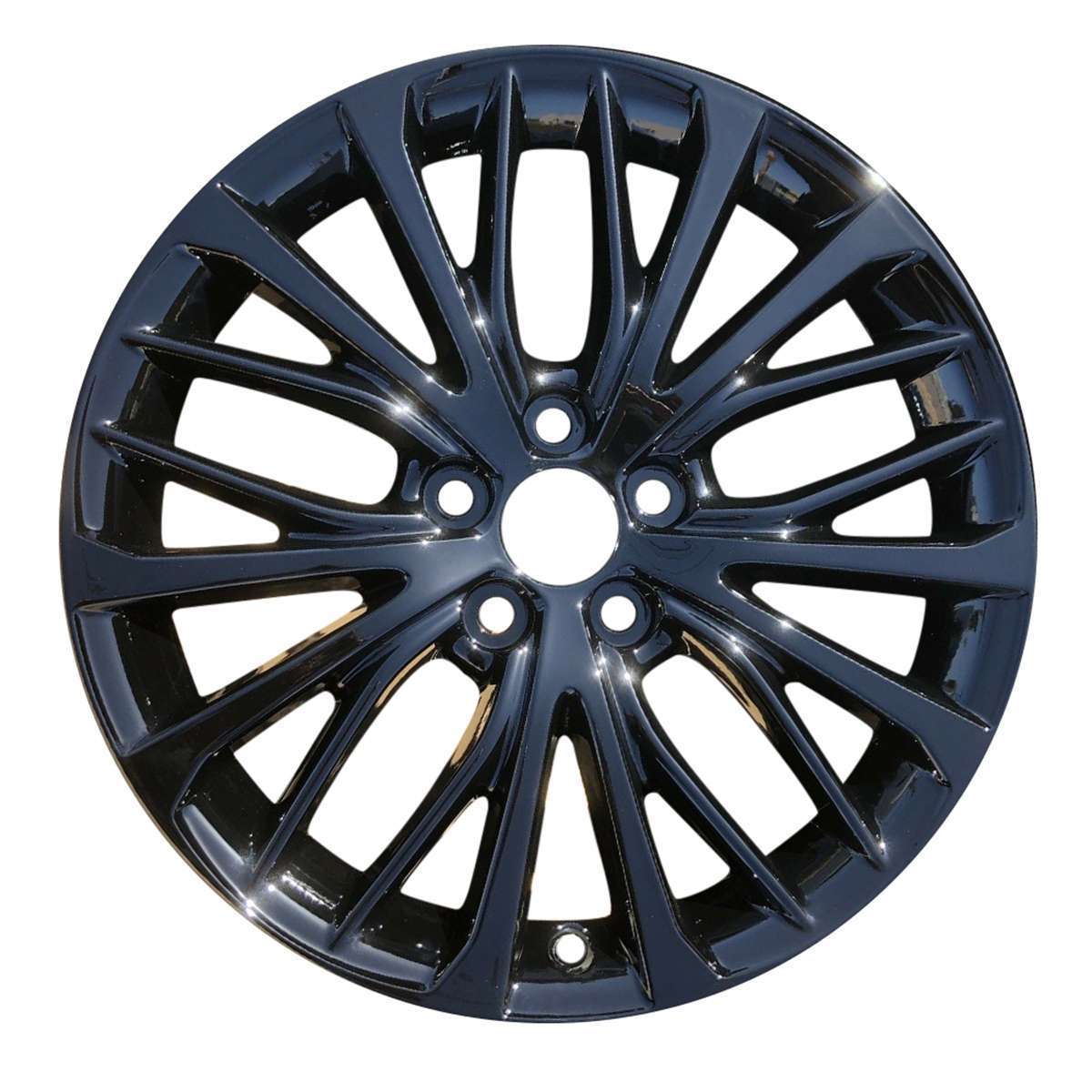 Mâm lazang 2022 Toyota Camry 18" chính hãng theo xe Nightshade Edition