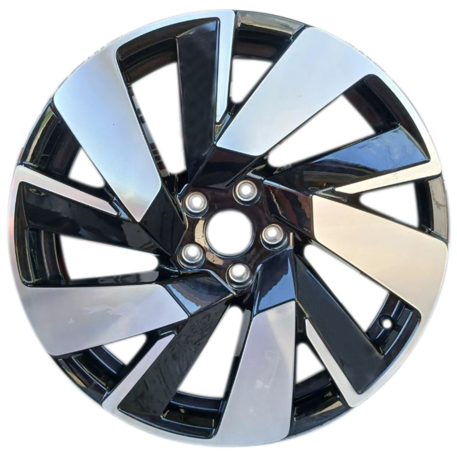 Mâm lazang 2024 Volkswagen Taos 19" chính hãng theo xe
