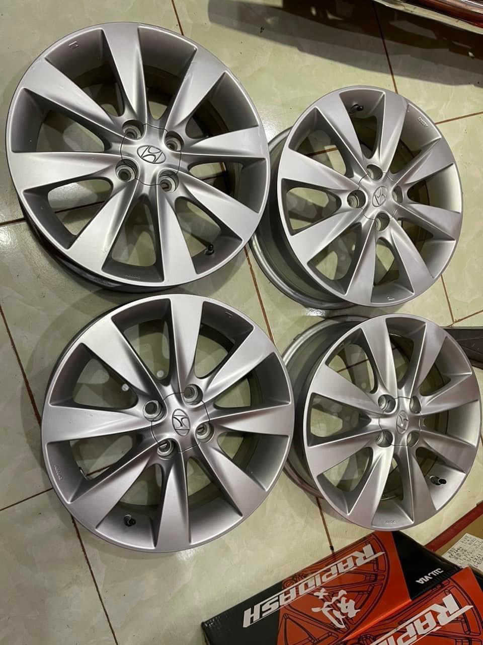 Mâm Lazang Vành Hyundai Accent 16 inch đời cũ