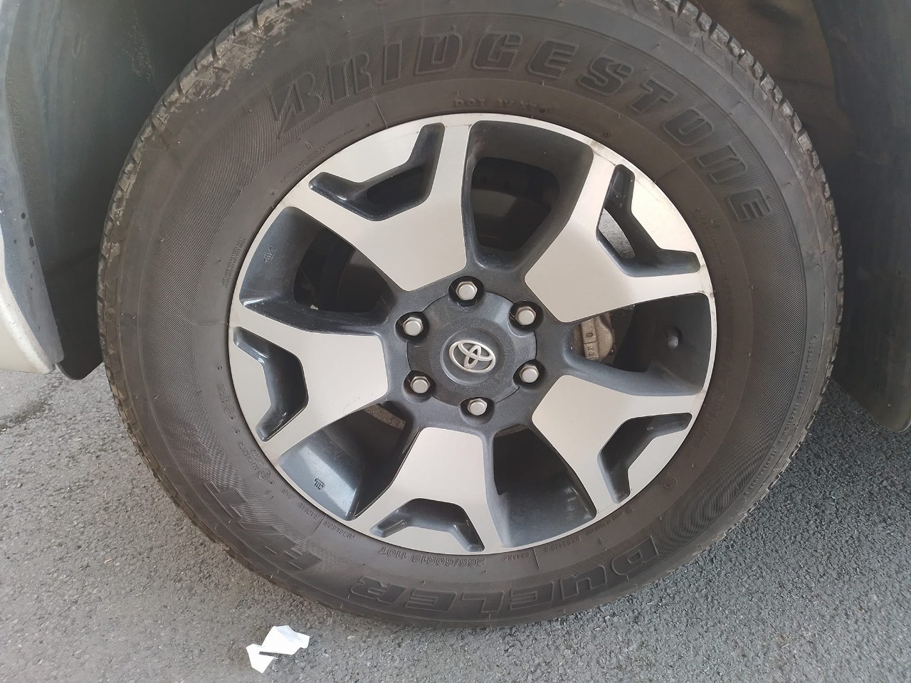 Mâm Lazang Vành Toyota Hilux 18 inch lắp lốp 265/60R18