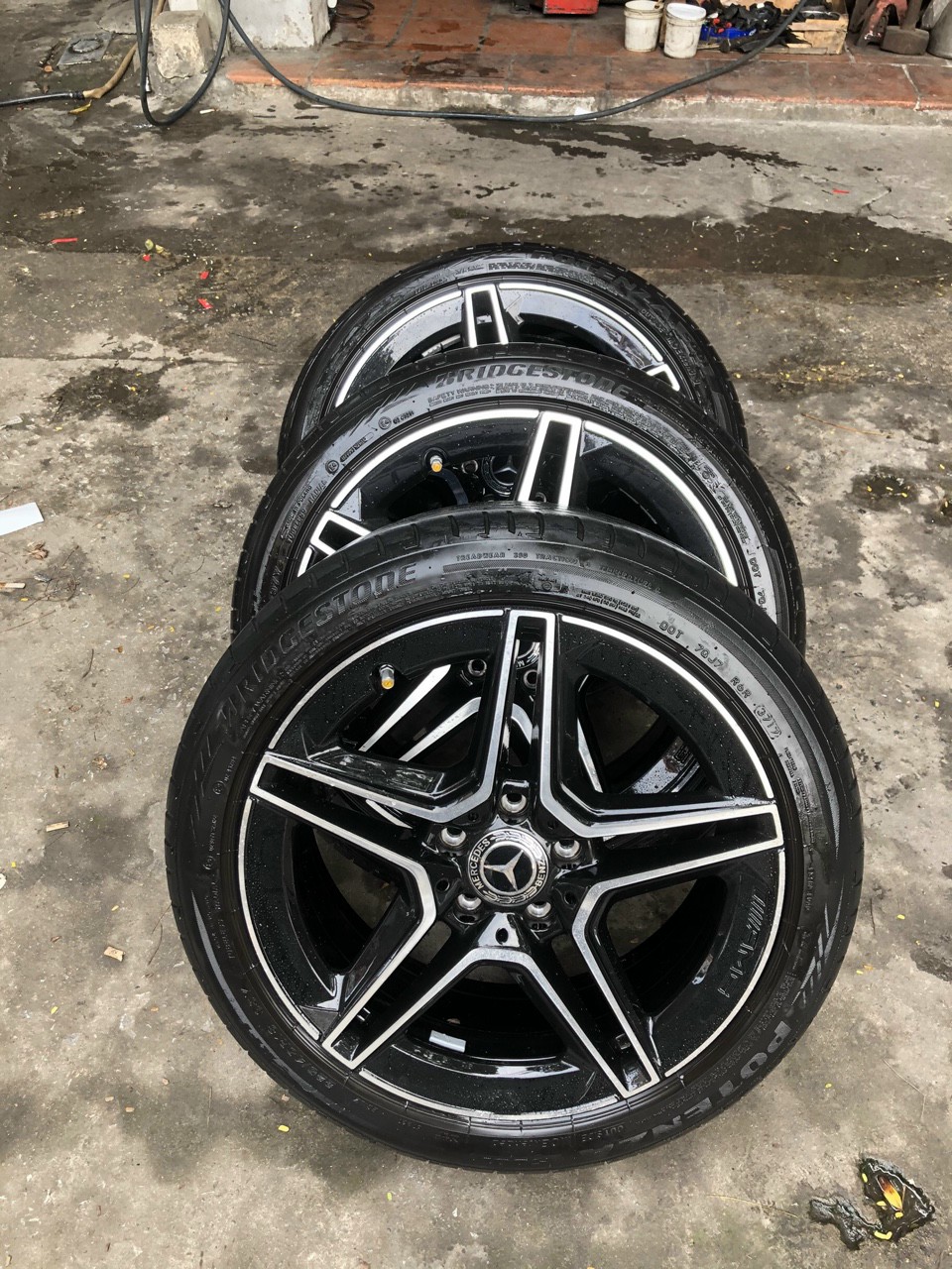 Bộ mâm lazang Mercedes C300 17 inch lắp lốp 225/45R17