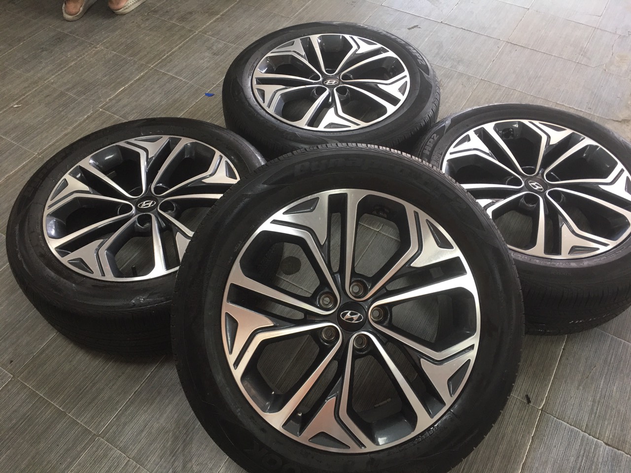 Lazang Mâm Hyundai Santafe 19 inch 2019 - 2020 