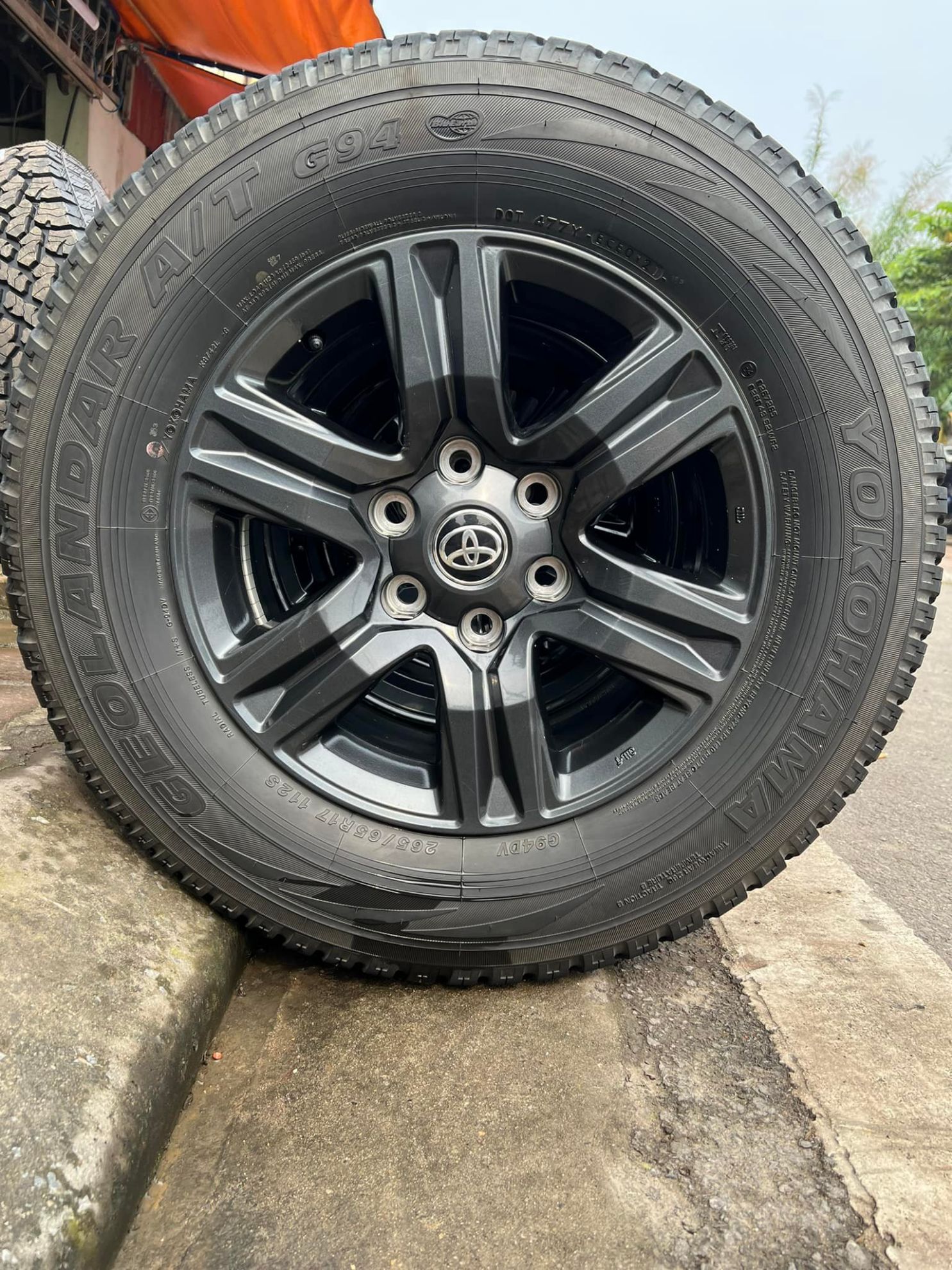 Lazang mâm vành Toyota Hilux 2021 17 inch lắp lốp 265/65R17