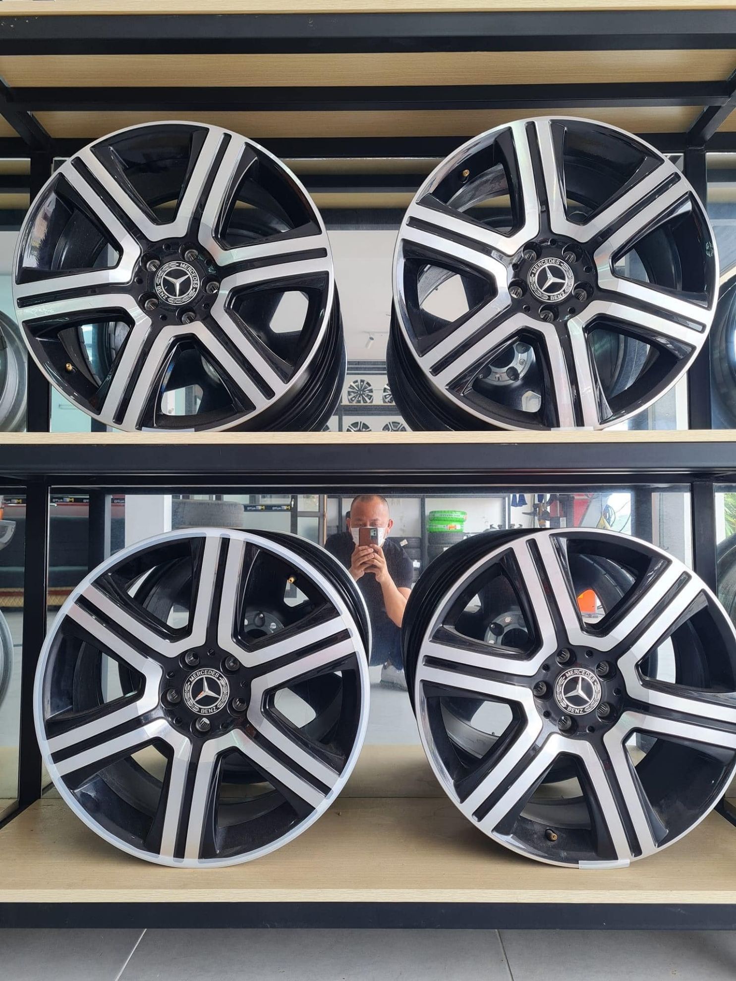 Mâm Lazang Mercedes GLC250 19 inch 2022 lắp lốp 235/55R19