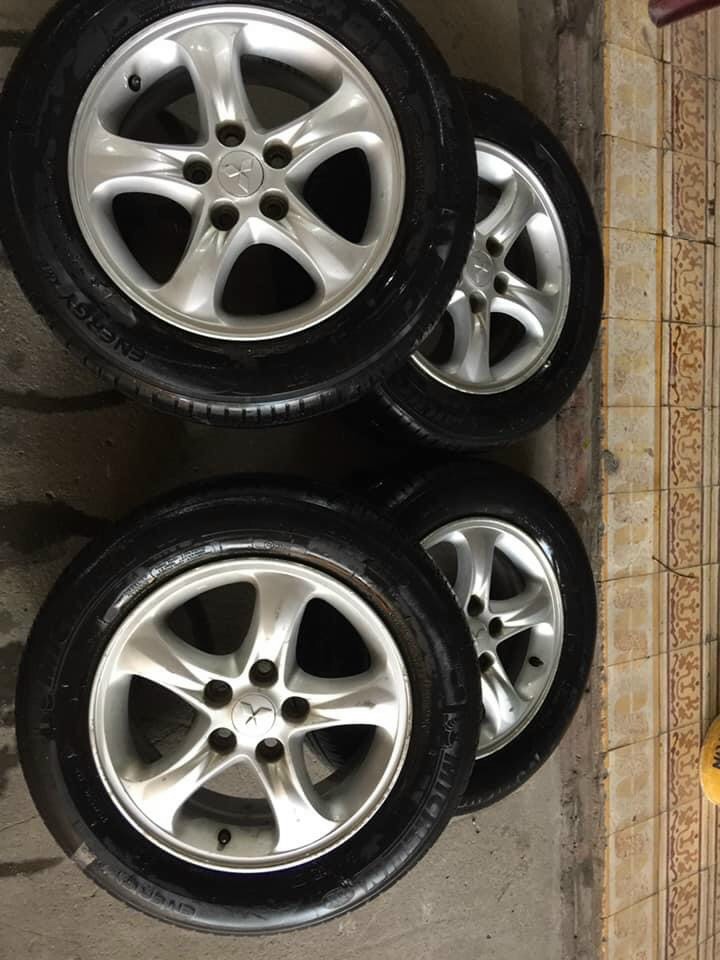 Mâm Lazang Mitsubishi Grandis xanh 16 inch lắp lốp 215/60R16 Mâm Lazang Mitsubishi Grandis xanh 16 inch lắp lốp 215/60R16