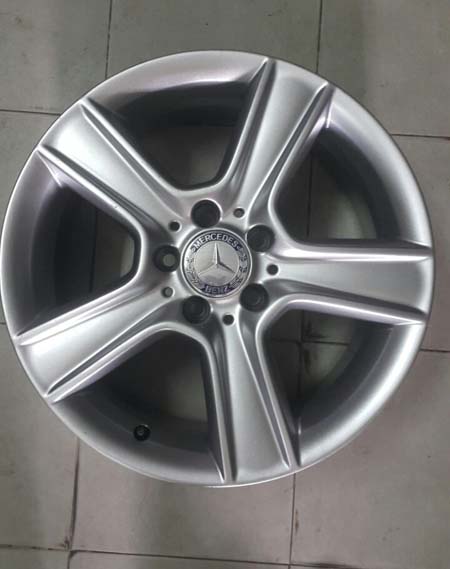 Mâm Mercedes lắp lốp 17 inch