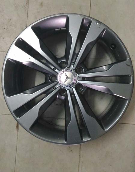 Mâm Mercedes - Mẹc 18 inch lắp lốp 225/40R18 theo xe